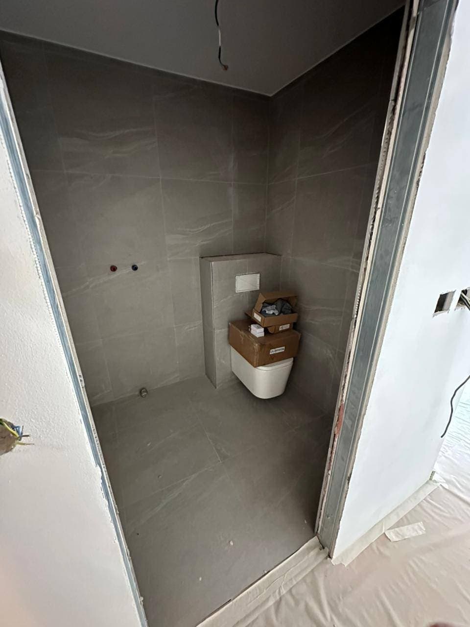 Koupelna na klíč s walk-in sprchou
